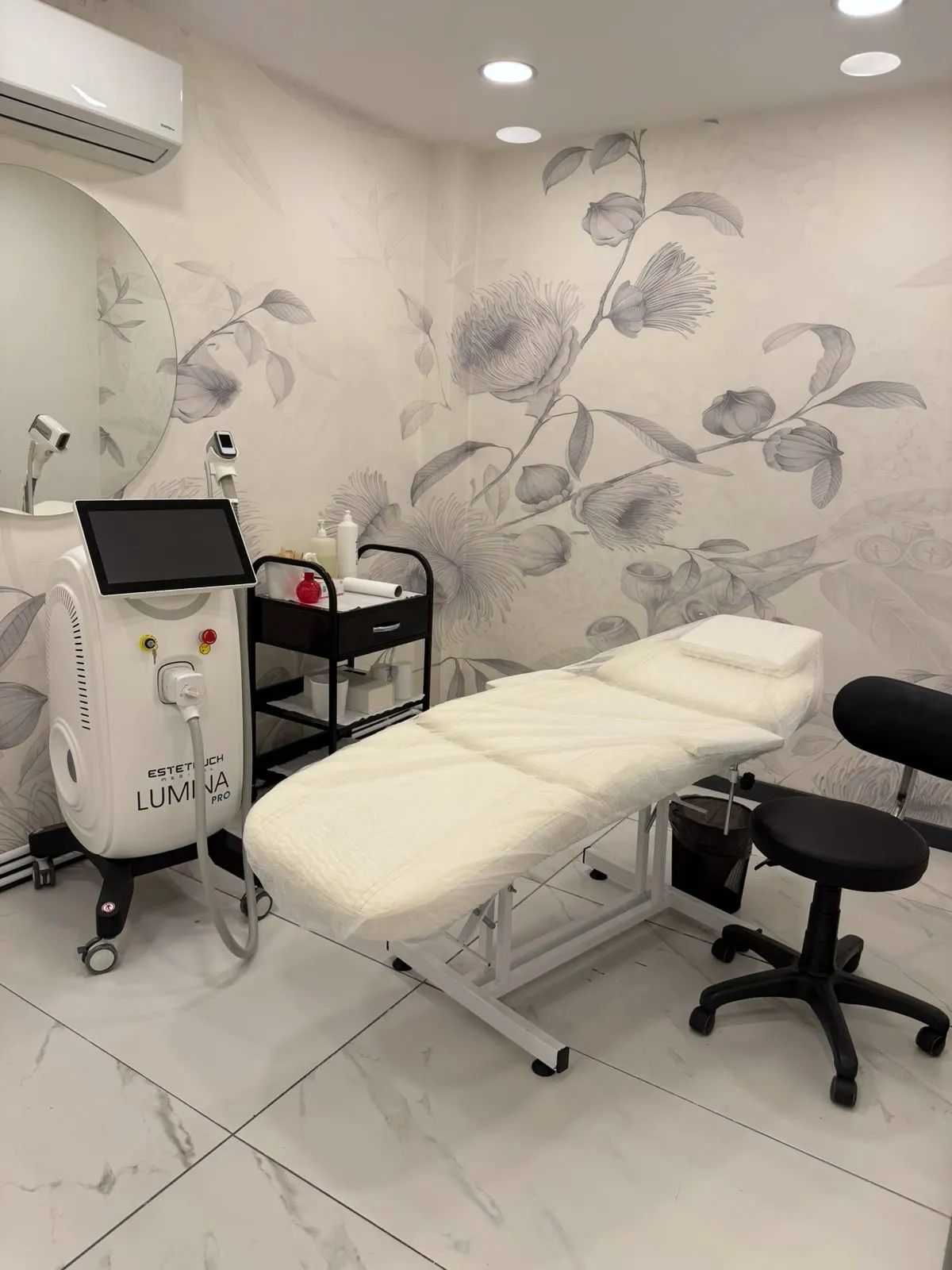 VÉRA DERM BEAUTY bakım odası ve uygulama alanı